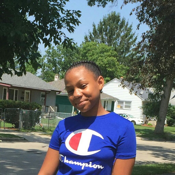 Meet your Posher, Kiara - Picture 1 of 1